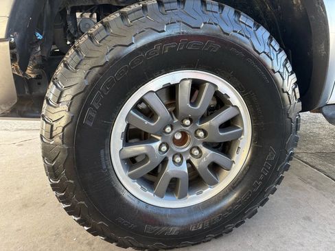 Used 2012 Ford F150 Raptor image 7