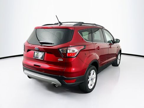 Used 2018 Ford Escape SEL w/ Ford Safe & Smart Package FWD image 9