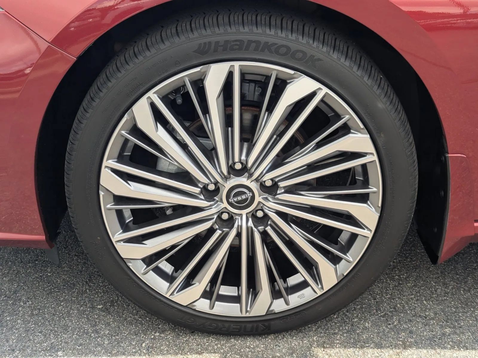 Certified 2024 Nissan Altima 2.5 SL FWD image 11