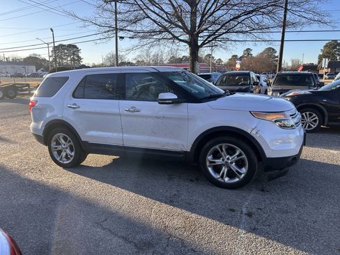 Used 2011 Ford Explorer Limited w/ 301A Rapid Spec Order Code image 2