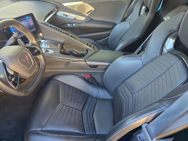 Used 2022 Chevrolet Corvette Stingray Premium Cpe w/ Z51 Performance Package RWD image 10