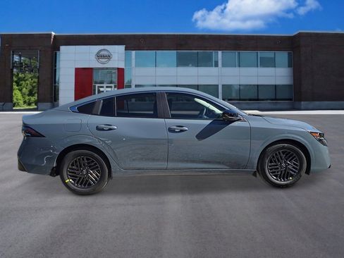 New 2026 Nissan Sentra SV w/ SV Convenience Package FWD image 6