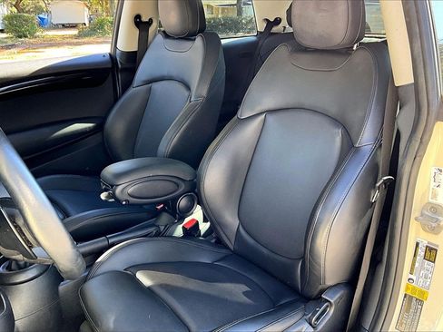 Used 2020 MINI Cooper S image 17