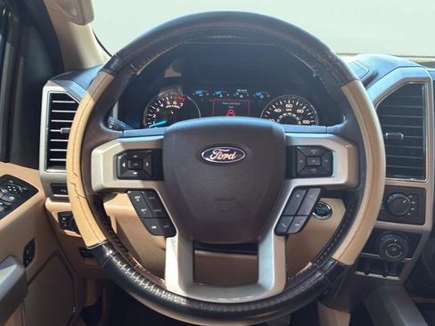 Used 2019 Ford F150 Lariat AWD/4WD image 27