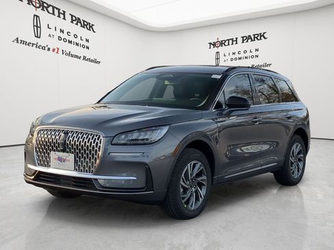 New 2026 Lincoln Corsair Premiere FWD image 7
