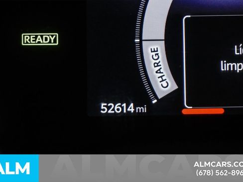 Used 2025 Toyota Camry SE image 54