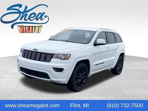 Used 2018 Jeep Grand Cherokee Altitude image 1