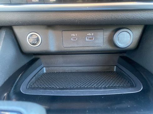 Used 2023 Nissan Rogue SV image 24