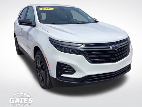 Used 2024 Chevrolet Equinox LS w/ LS Convenience Package FWD image 1