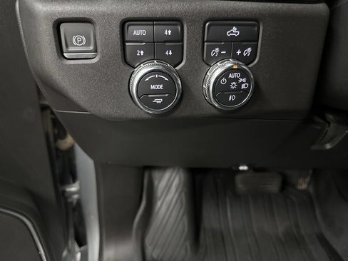 Used 2023 GMC Sierra 1500 Elevation AWD/4WD image 32