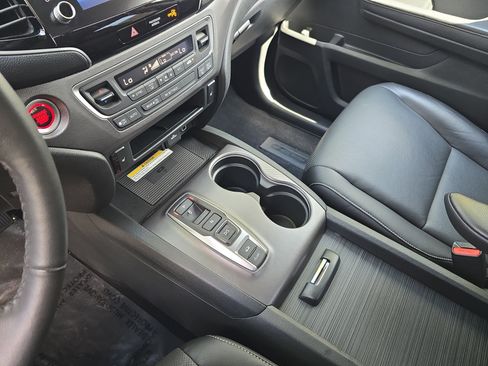 Used 2023 Honda Ridgeline RTL-E image 25
