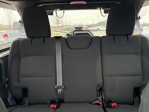 Used 2022 Jeep Wrangler Unlimited Sport image 33