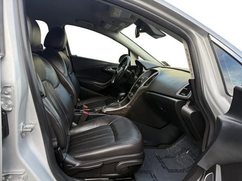 Used 2015 Buick Verano Leather FWD image 12