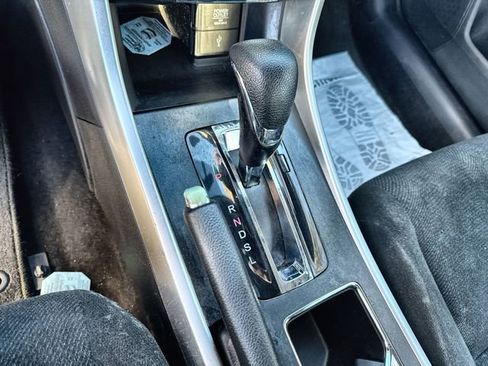 Used 2013 Honda Accord LX image 27