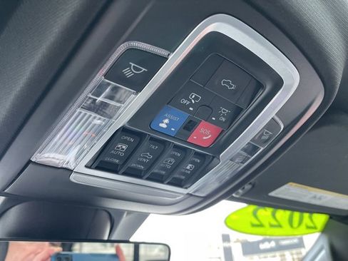 Used 2022 RAM 1500 Laramie image 34