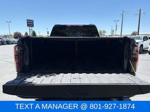 Used 2024 GMC Sierra 3500 AT4 w/ AT4 Premium Plus Package AWD/4WD image 9