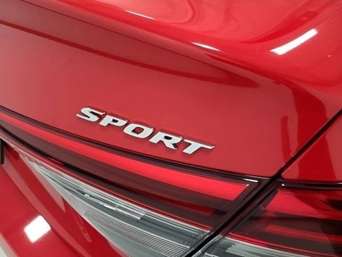 Used 2024 Honda Civic Sport image 12