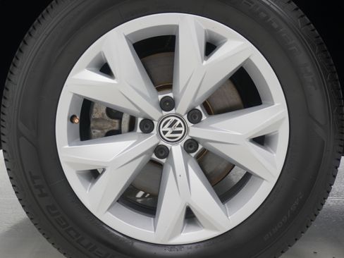 Used 2018 Volkswagen Atlas SE FWD image 30