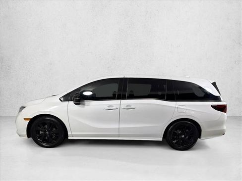 Used 2024 Honda Odyssey Sport image 7