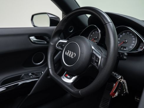 Used 2014 Audi R8 V8 image 36