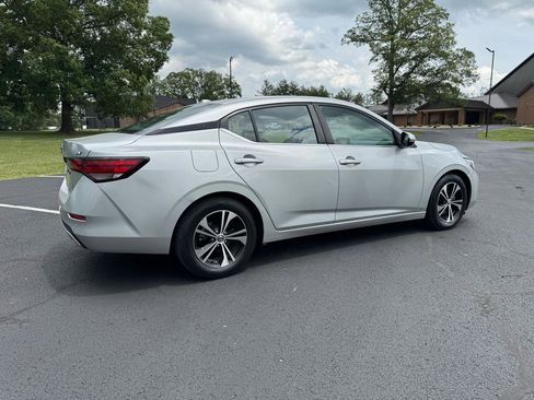 Used 2021 Nissan Sentra SV FWD image 6