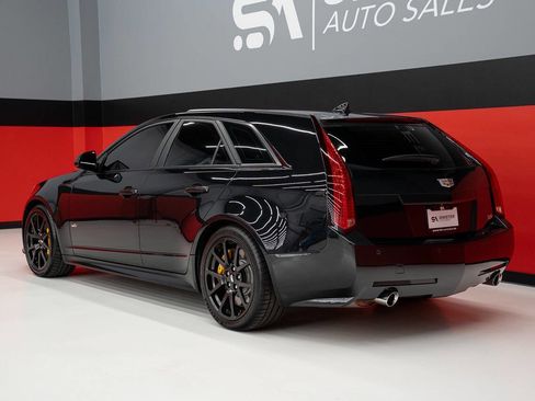 Used 2013 Cadillac CTS V w/ Wood Trim Package RWD image 30