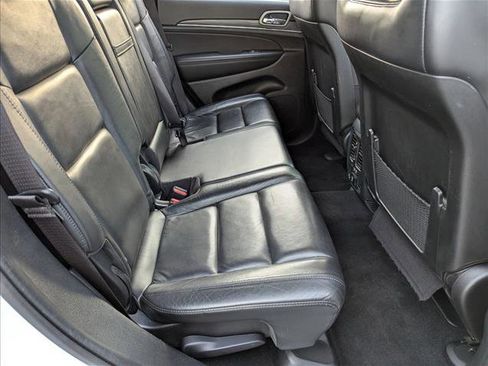 Used 2022 Jeep Grand Cherokee Limited image 20