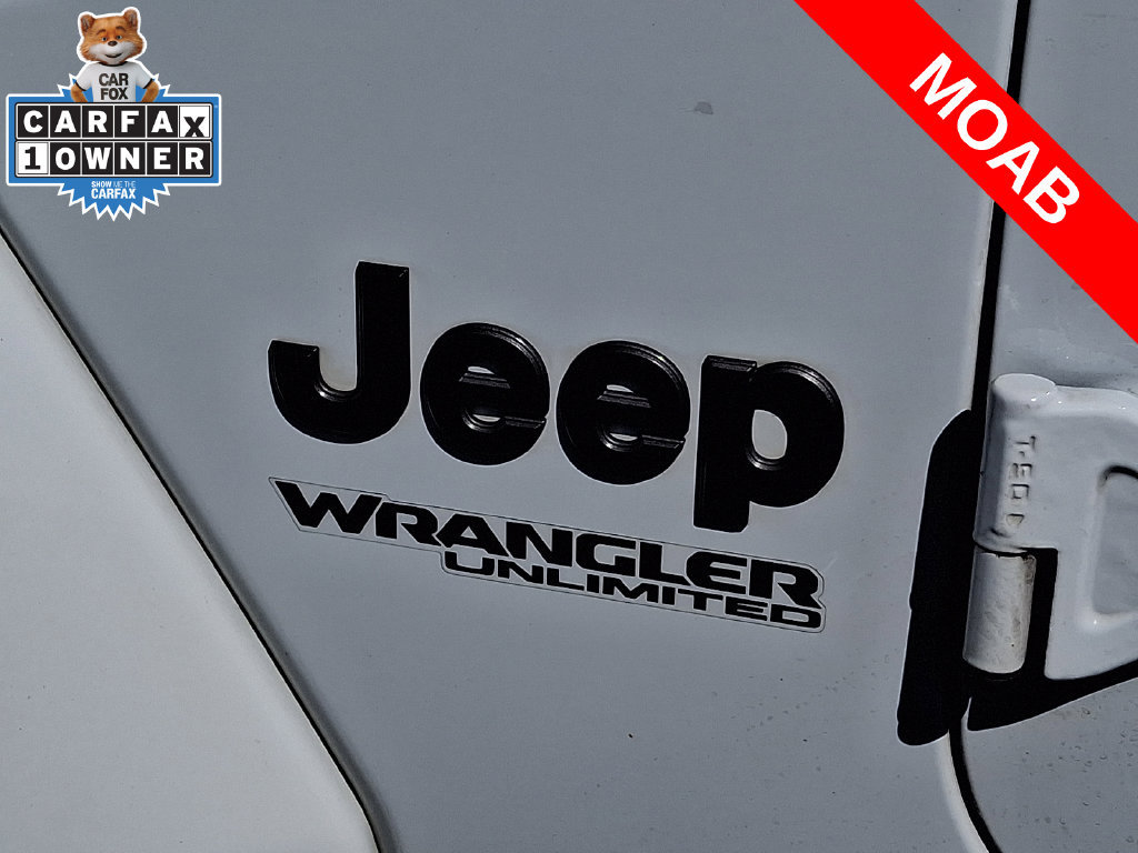 Used 2018 Jeep Wrangler Unlimited Sahara w/ Quick Order Package 24M Moab AWD/4WD image 9