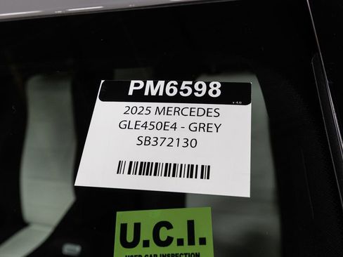 Certified 2025 Mercedes-Benz GLE 450e 4MATIC w/ AMG Line Interior image 38