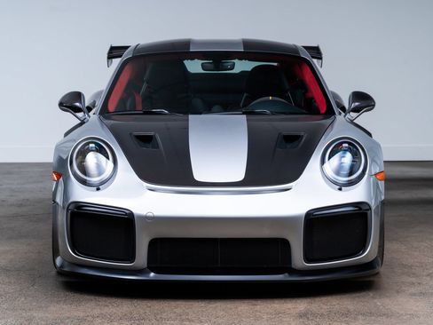 Used 2018 Porsche 911 GT2 RS w/ Weissach Package RWD image 2