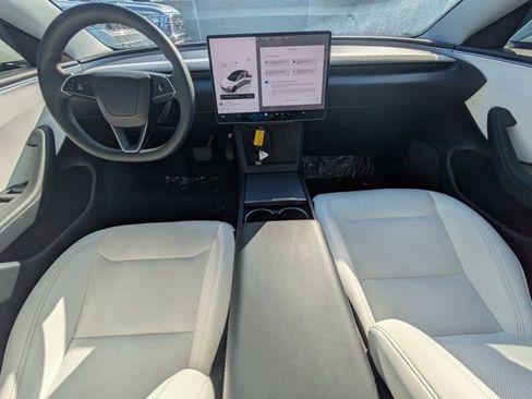 Used 2025 Tesla Model 3 Long Range image 12