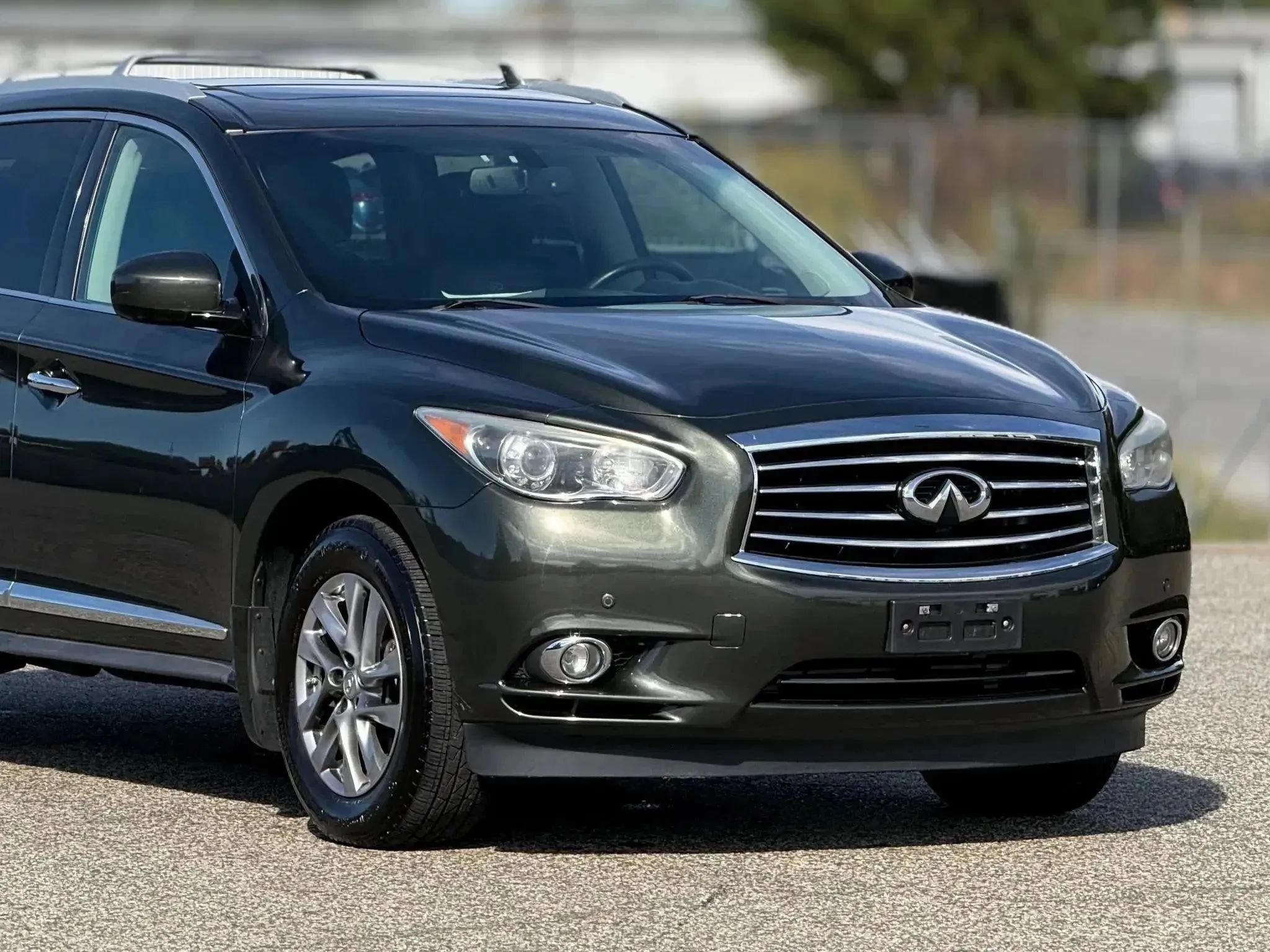 Used 2013 INFINITI JX35 AWD w/ Premium Pkg image 29