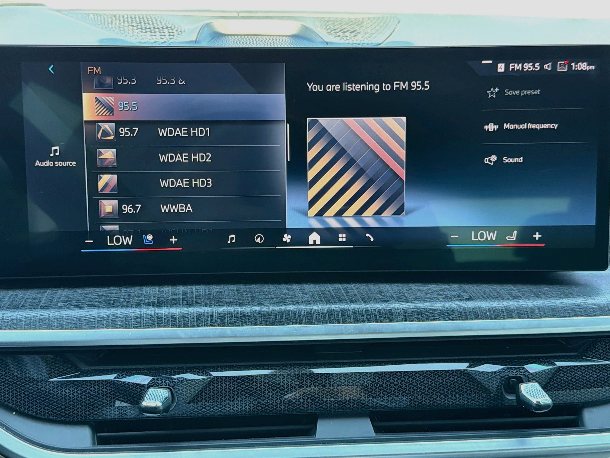 Used 2024 BMW ALPINA XB7 AWD/4WD image 34