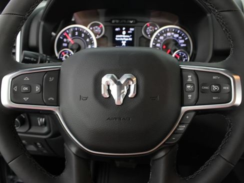 New 2026 RAM 1500 4x4 Crew Cab image 12