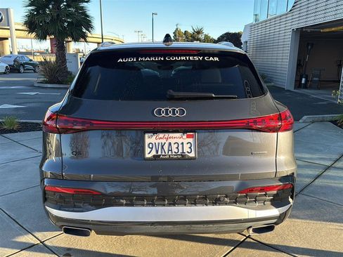 Used 2025 Audi Q5 Premium Plus w/ Premium Plus image 7