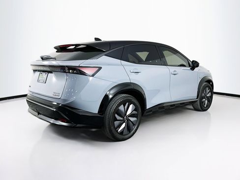Used 2023 Nissan Ariya AWD image 9