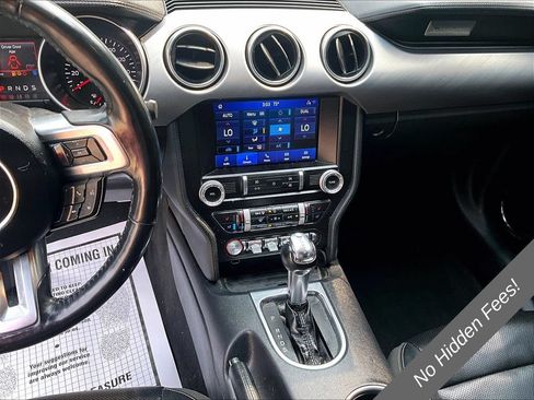 Used 2022 Ford Mustang Premium RWD image 5