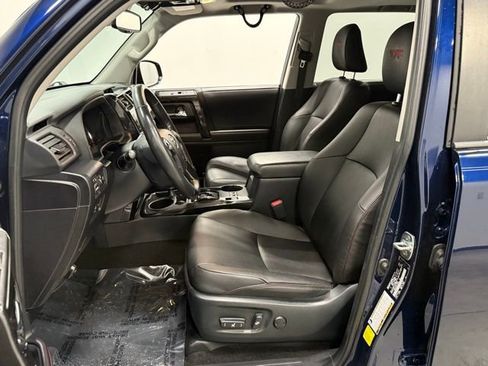 Used 2023 Toyota 4Runner TRD Off-Road Premium image 14