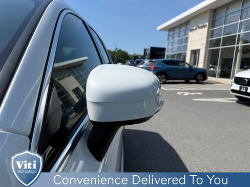 Used 2023 Volvo XC60 B5 Plus w/ Climate Package AWD/4WD image 11