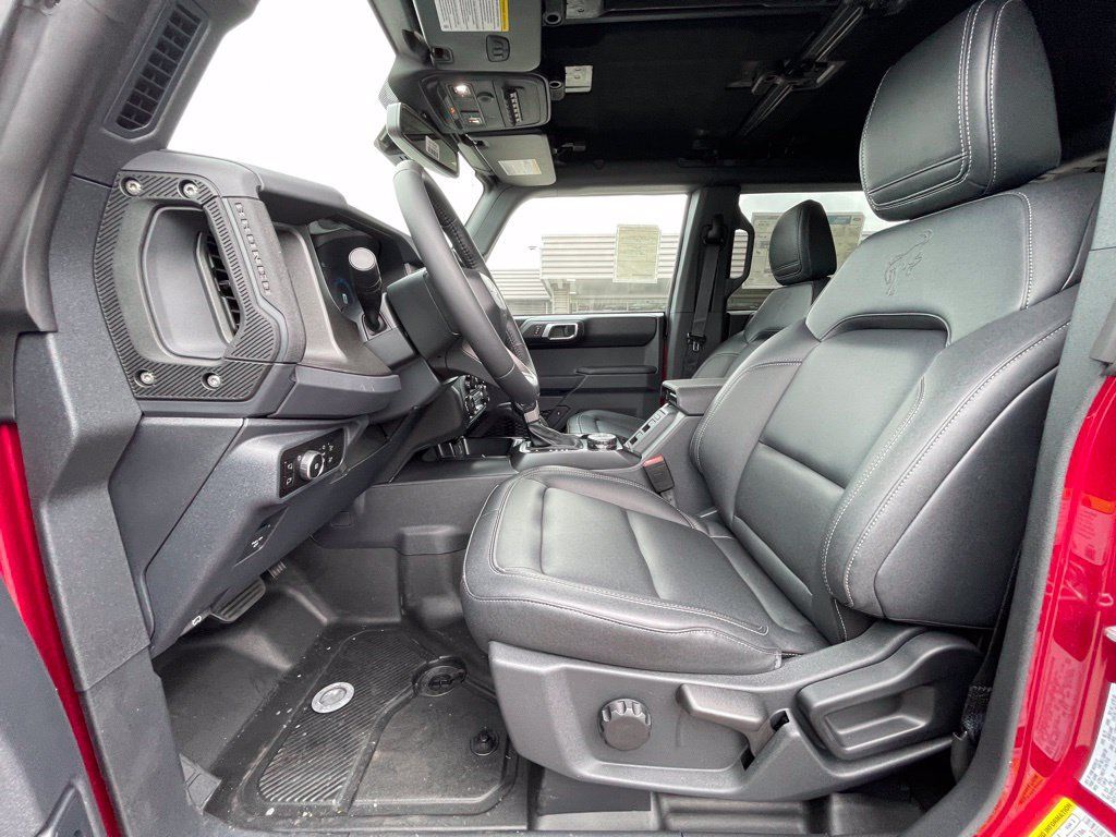 New 2025 Ford Bronco Badlands AWD/4WD image 18