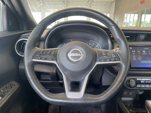 Certified 2023 Nissan Kicks SR w/ Exterior Package image 12