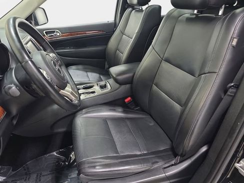 Used 2011 Jeep Grand Cherokee Limited AWD/4WD image 13