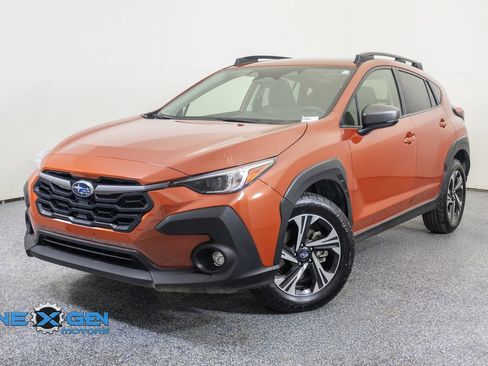 Used 2024 Subaru Crosstrek 2.0i Premium AWD/4WD image 3