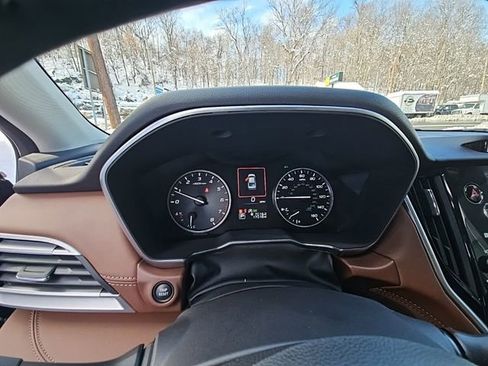 Used 2023 Subaru Legacy Touring XT image 7