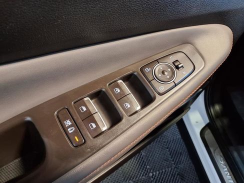 Used 2019 Hyundai Santa Fe Limited image 19