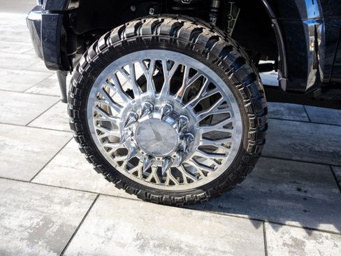 Used 2022 Ford F450 Limited w/ FX4 Off-Road Package image 20