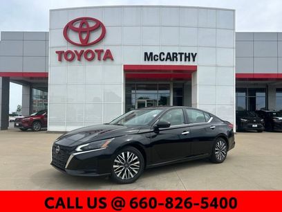 Used 2025 Nissan Altima 2.5 SV