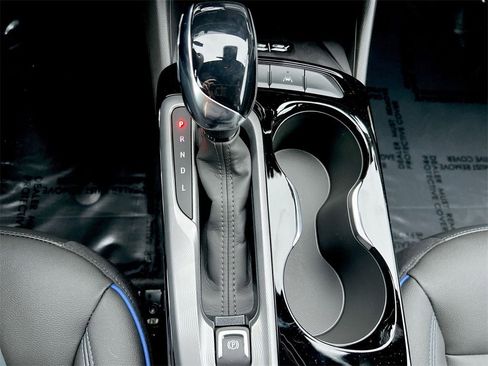 New 2026 Buick Envista Sport Touring image 14