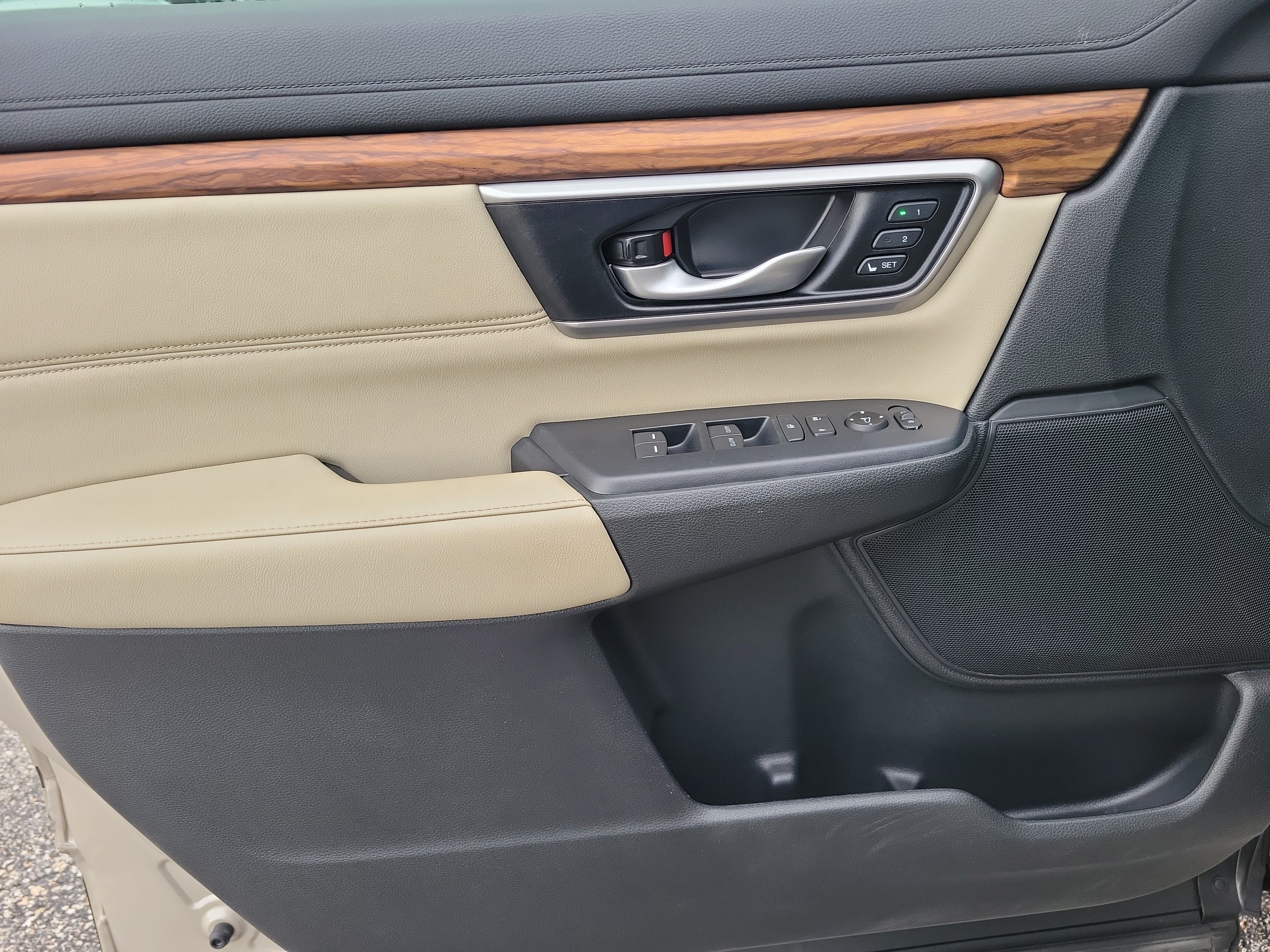 Used 2019 Honda CR-V EX-L image 22