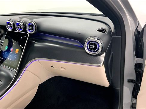 New 2026 Mercedes-Benz GLC 300 image 28